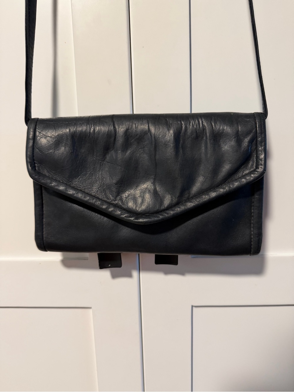 Julia Duren Vintage Navy/Black Envelope Leather Crossbody